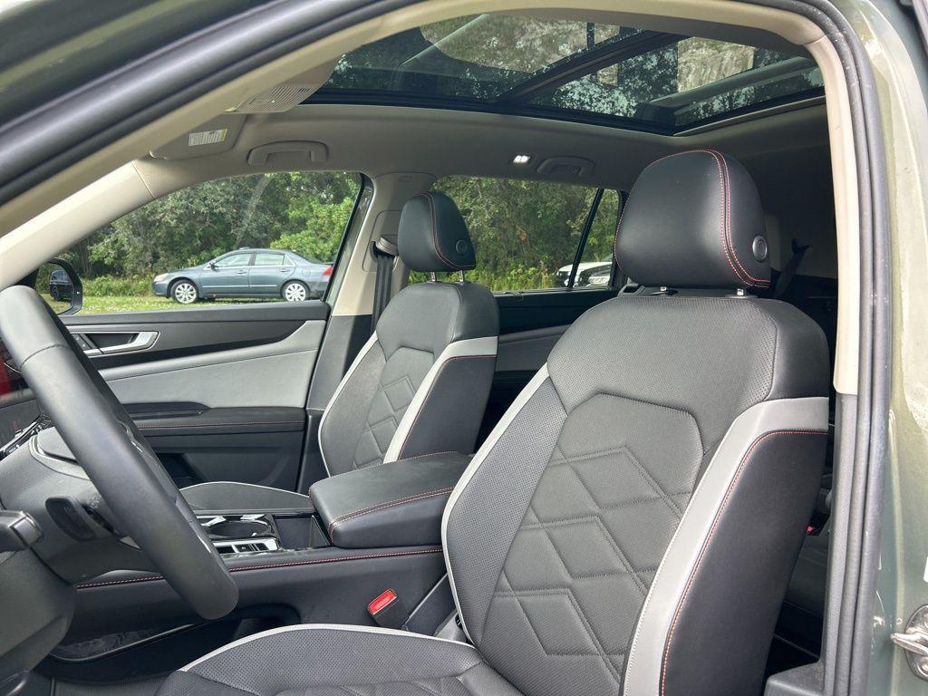 used 2024 Volkswagen Atlas car, priced at $39,995