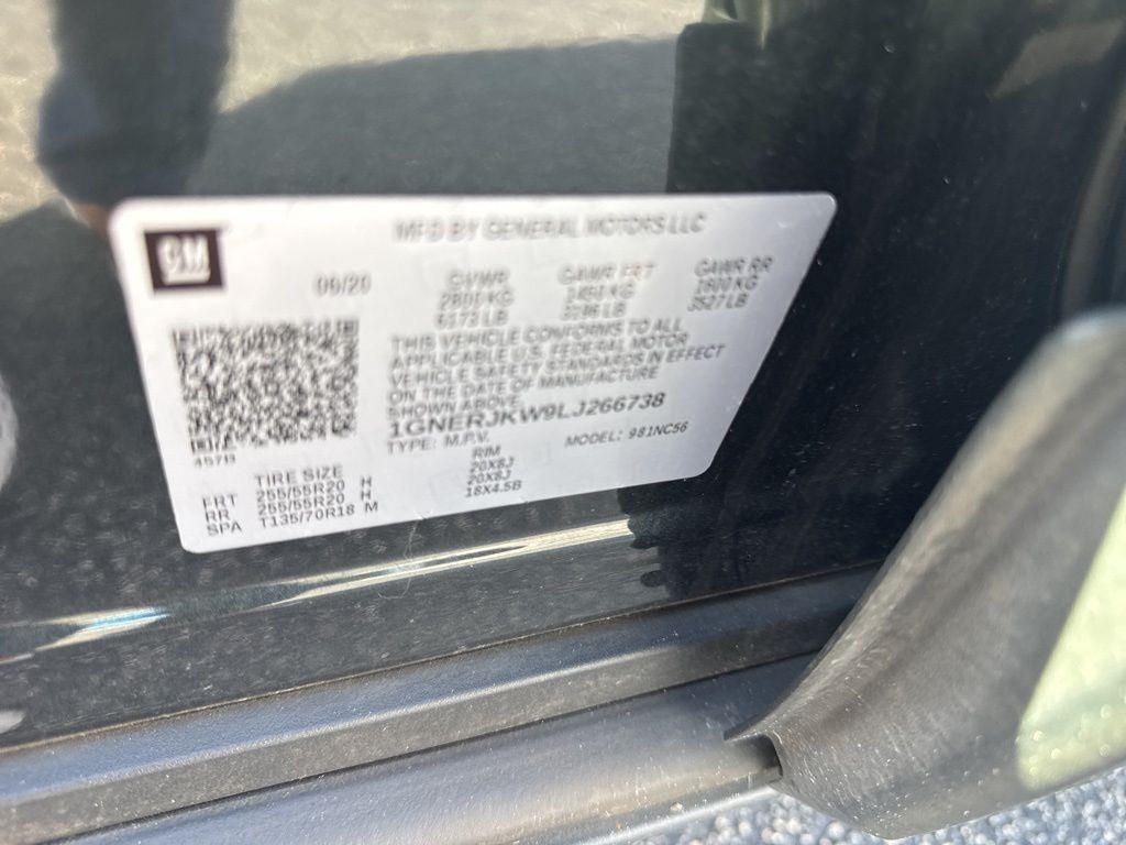 used 2020 Chevrolet Traverse car, priced at $24,998