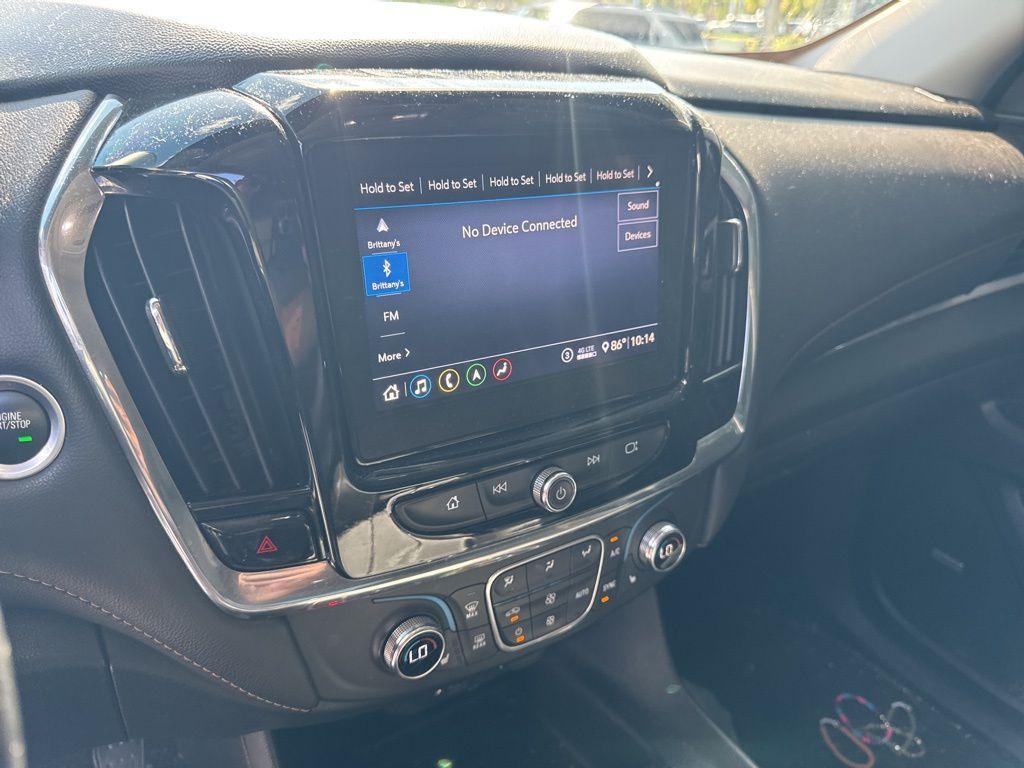 used 2020 Chevrolet Traverse car, priced at $24,998