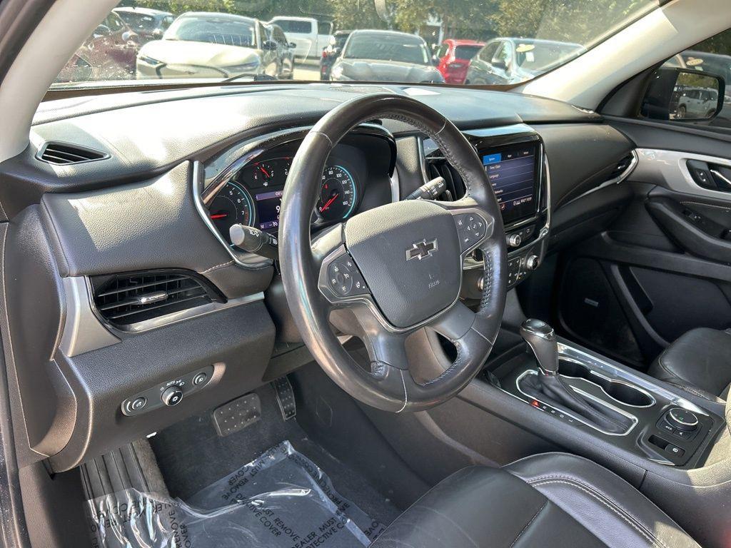 used 2020 Chevrolet Traverse car, priced at $24,698