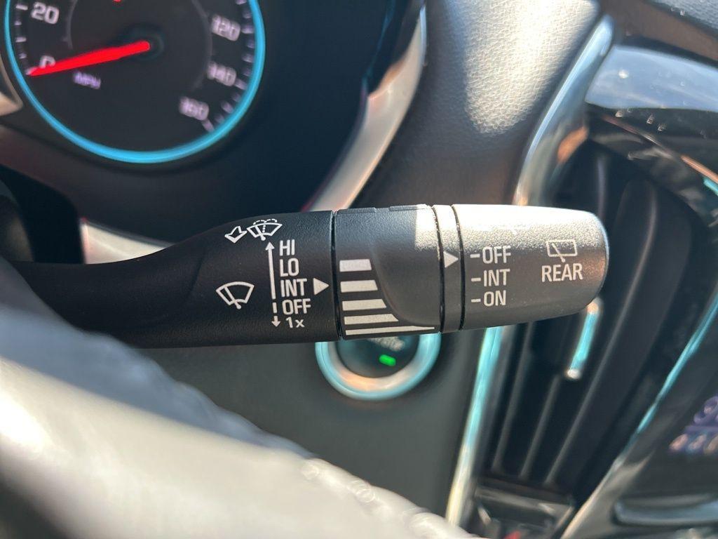 used 2020 Chevrolet Traverse car, priced at $24,698