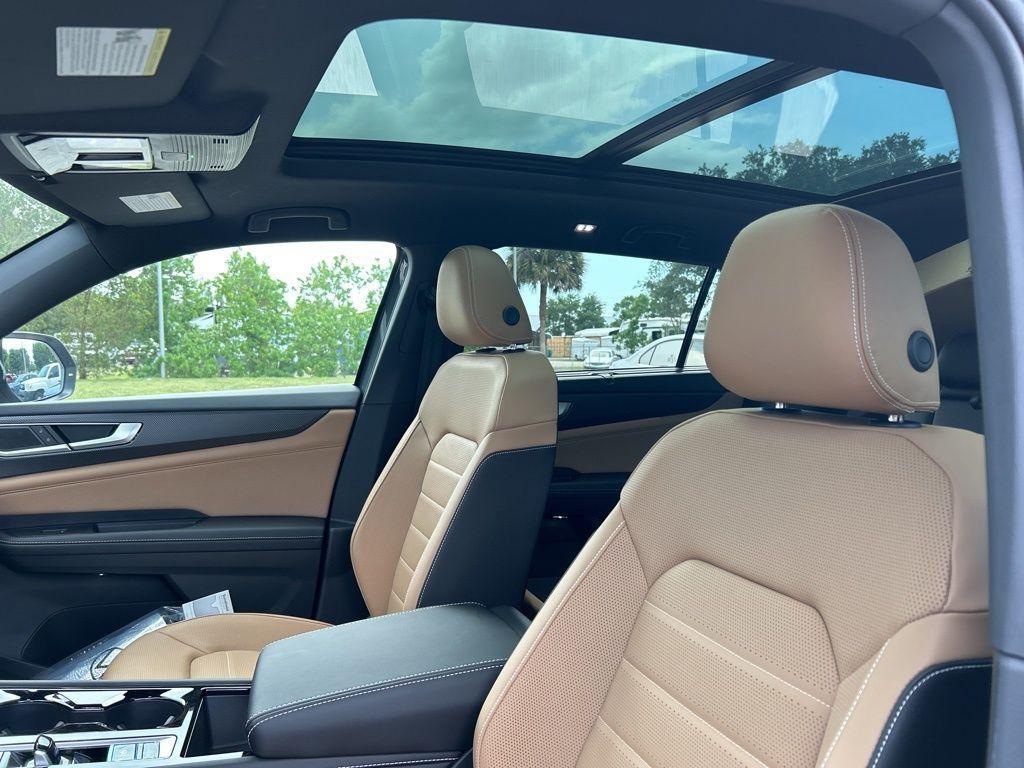 new 2025 Volkswagen Atlas Cross Sport car, priced at $47,629
