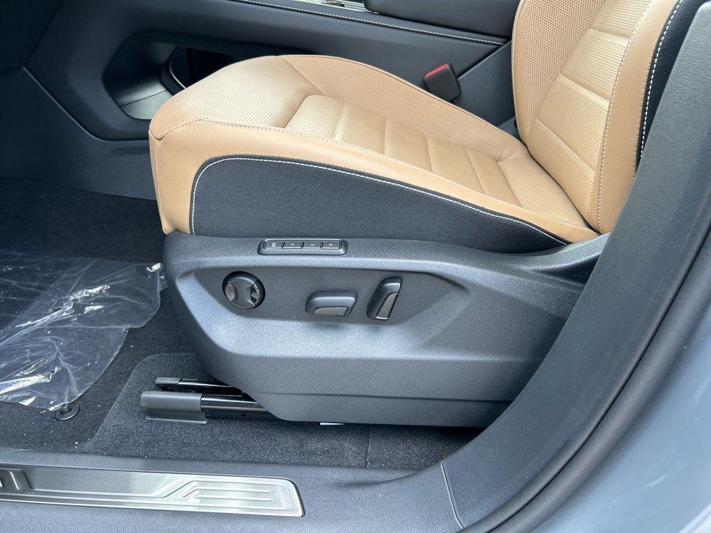 new 2025 Volkswagen Atlas Cross Sport car, priced at $47,629