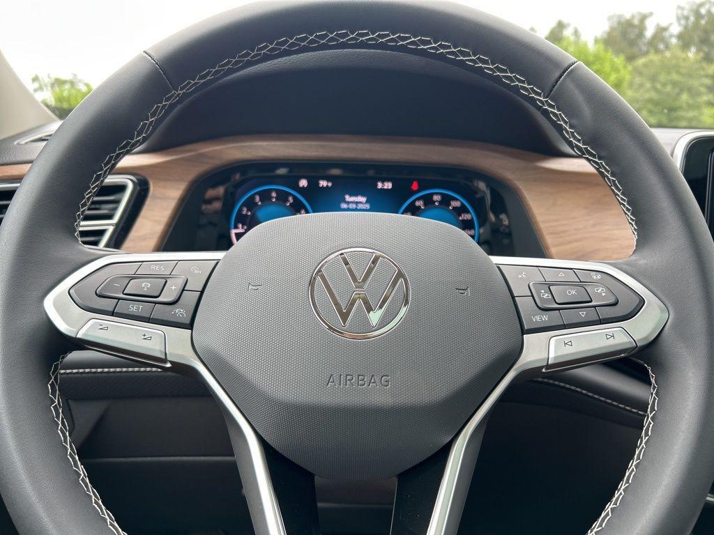 new 2025 Volkswagen Atlas car, priced at $41,847