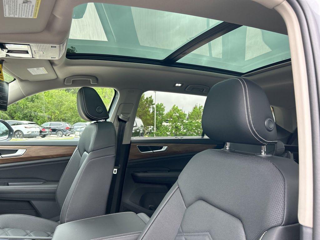 new 2025 Volkswagen Atlas car, priced at $41,847