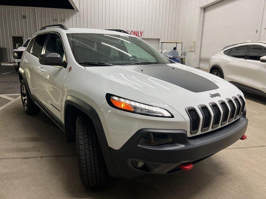 used 2017 Jeep Cherokee car, priced at $9,999