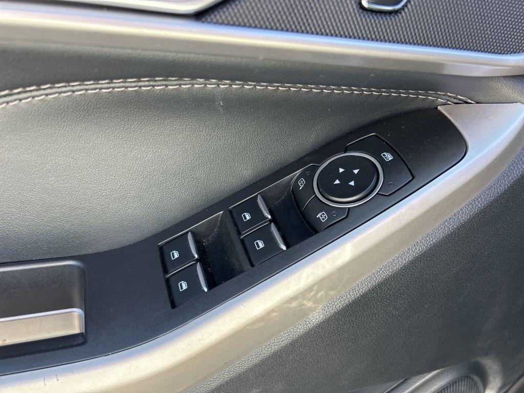 used 2023 Ford Explorer car, priced at $25,598