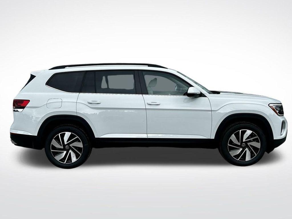 new 2025 Volkswagen Atlas car, priced at $40,159