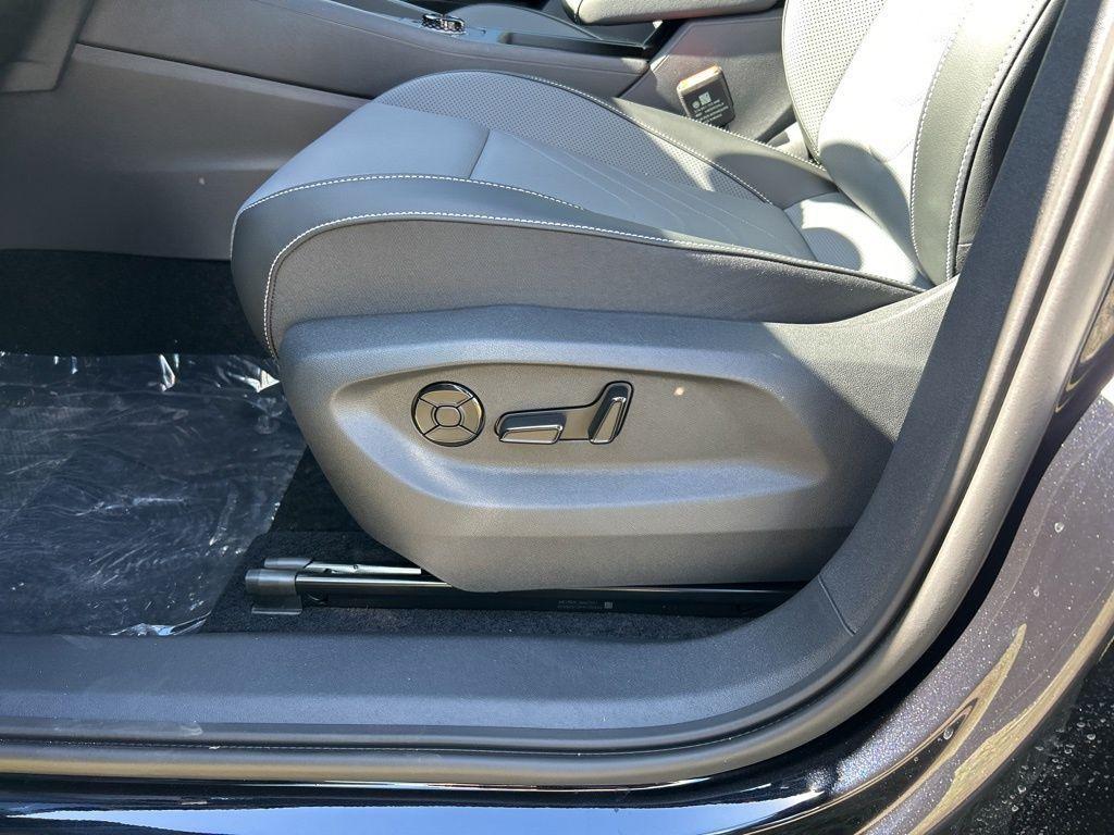 new 2026 Volkswagen Tiguan car, priced at $35,325