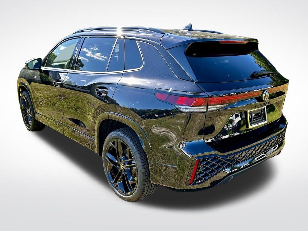 new 2026 Volkswagen Tiguan car, priced at $35,325