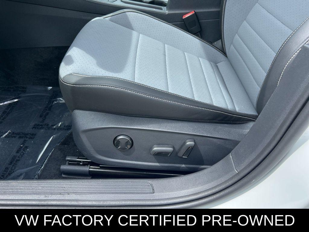 used 2025 Volkswagen Jetta car, priced at $21,486