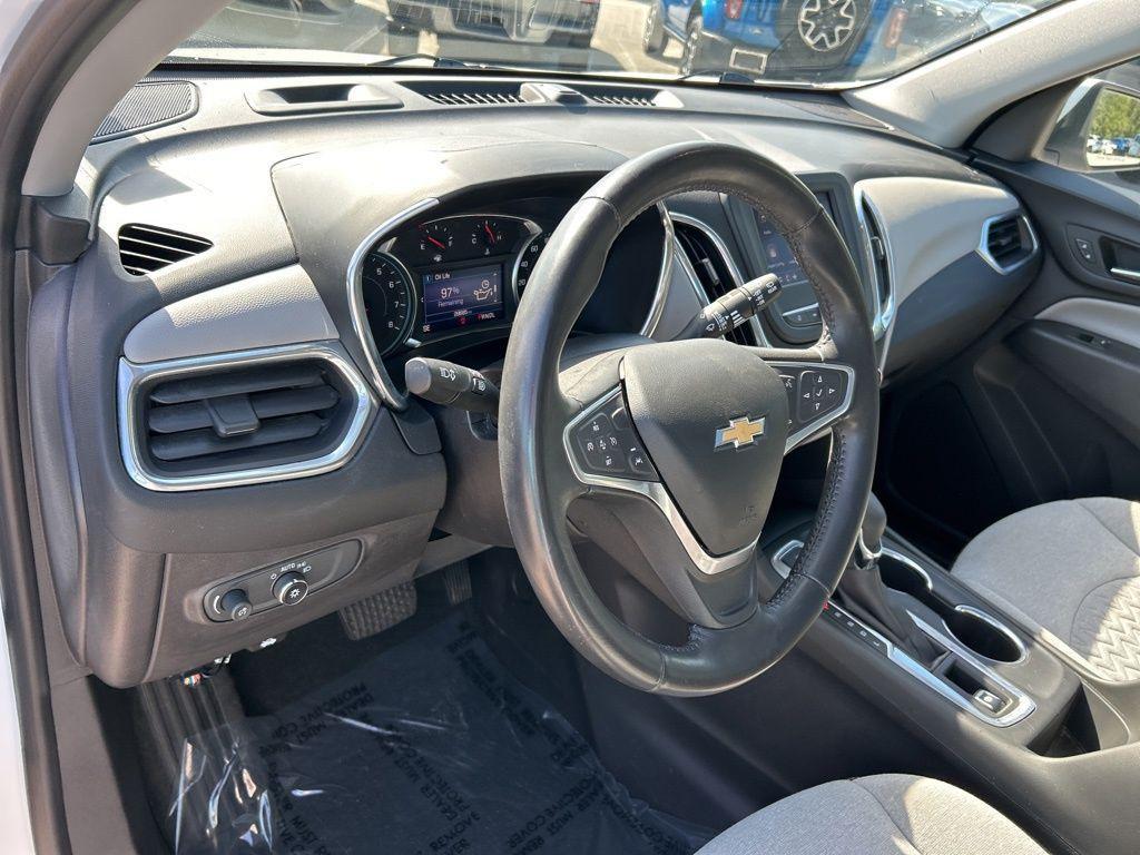 used 2022 Chevrolet Equinox car, priced at $18,298