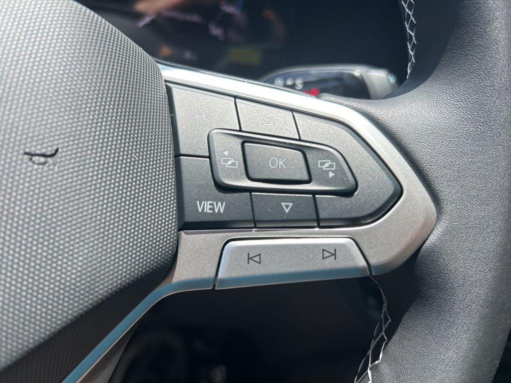 new 2025 Volkswagen Tiguan car, priced at $31,461