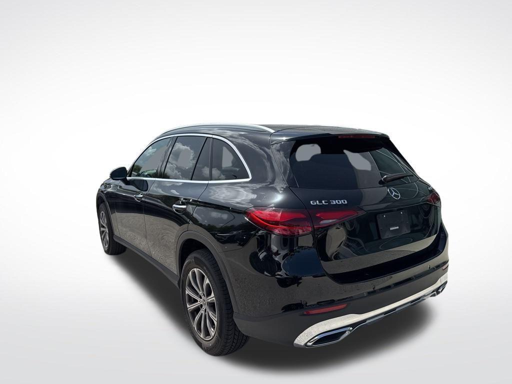 used 2024 Mercedes-Benz GLC 300 car, priced at $37,815