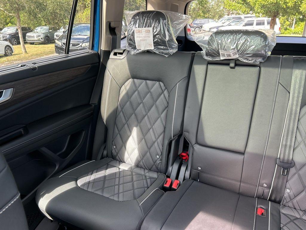 new 2026 Volkswagen Atlas car, priced at $53,416