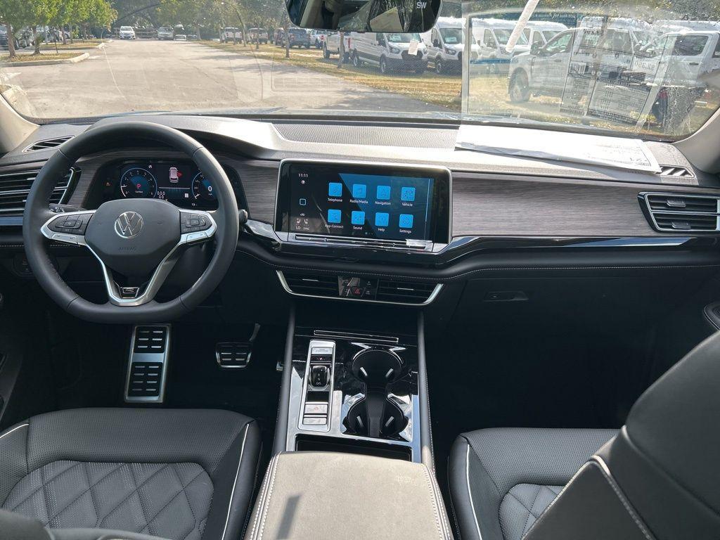 new 2026 Volkswagen Atlas car, priced at $53,416