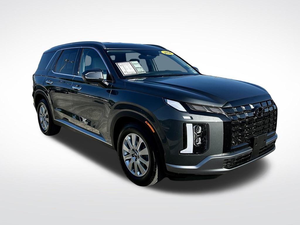 used 2024 Hyundai Palisade car, priced at $31,932