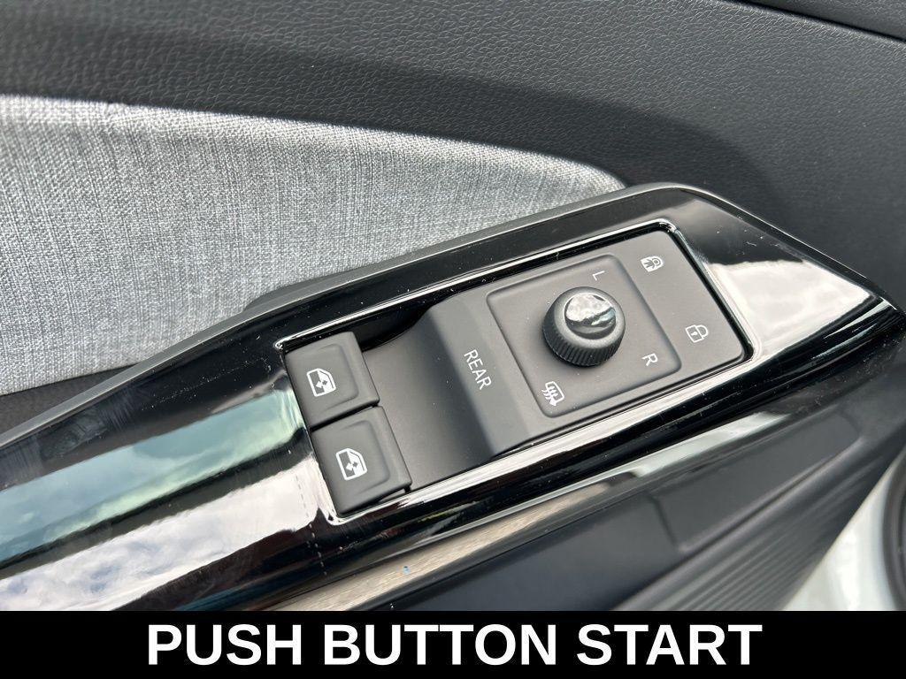new 2025 Volkswagen ID.4 car, priced at $40,865