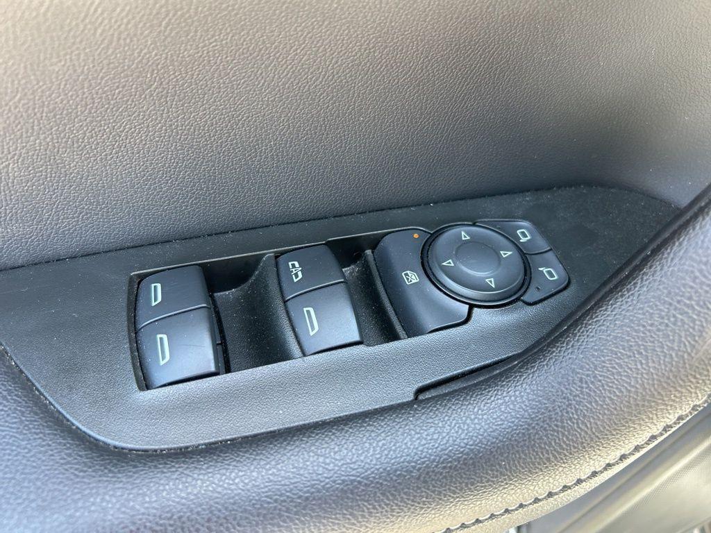 used 2023 Chevrolet Blazer car, priced at $22,892
