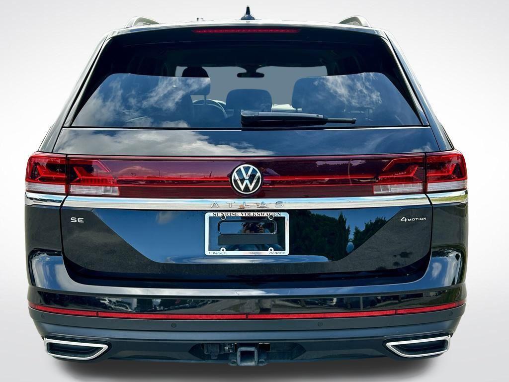 used 2024 Volkswagen Atlas car, priced at $30,111
