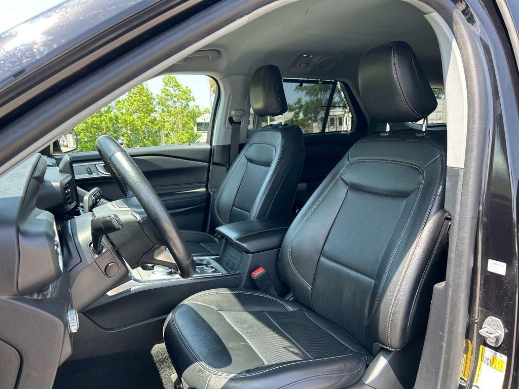 used 2022 Ford Explorer car, priced at $27,997
