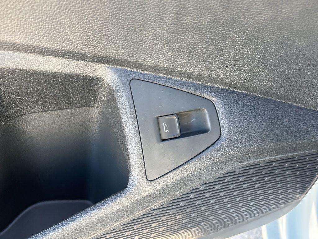 new 2025 Volkswagen Jetta car, priced at $24,950
