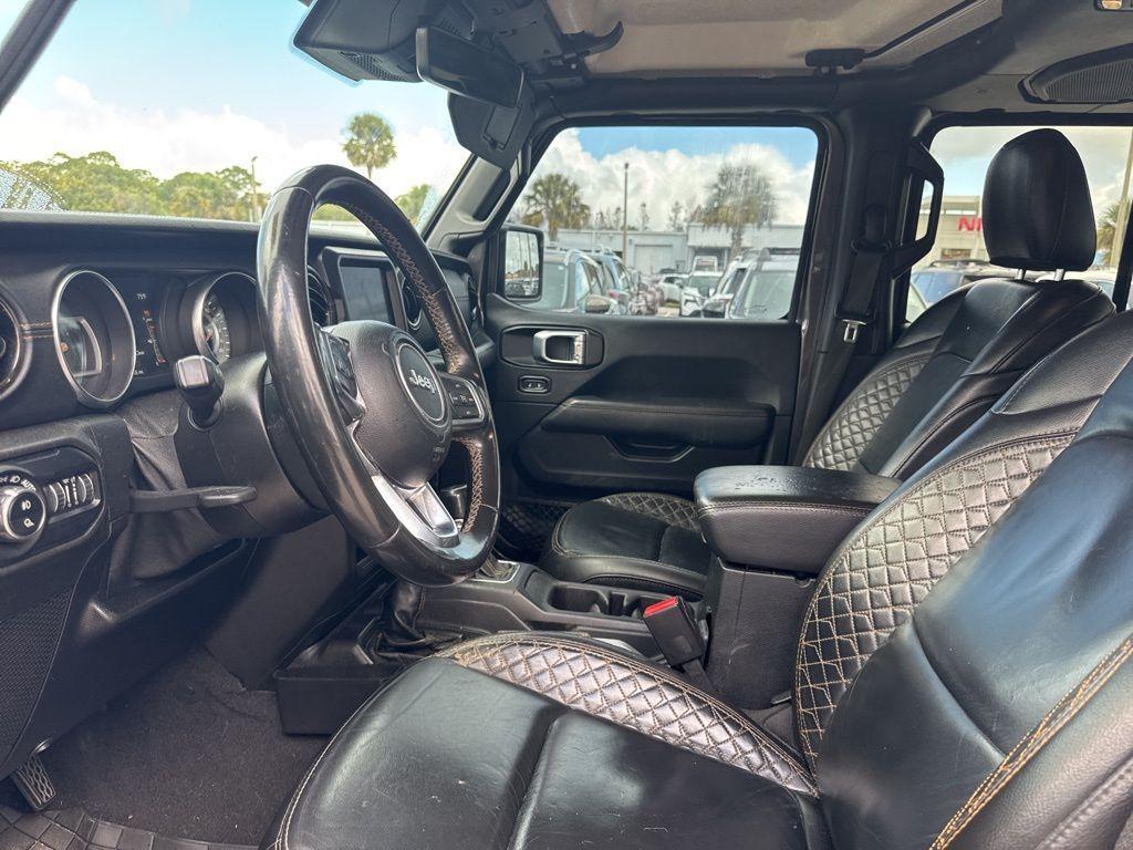 used 2021 Jeep Gladiator car, priced at $32,230