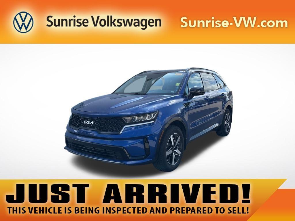 used 2022 Kia Sorento car, priced at $22,695