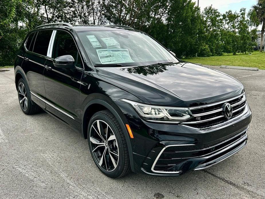 new 2024 Volkswagen Tiguan car, priced at $38,487