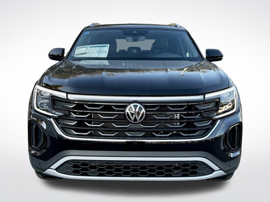 new 2025 Volkswagen Atlas Cross Sport car, priced at $45,885