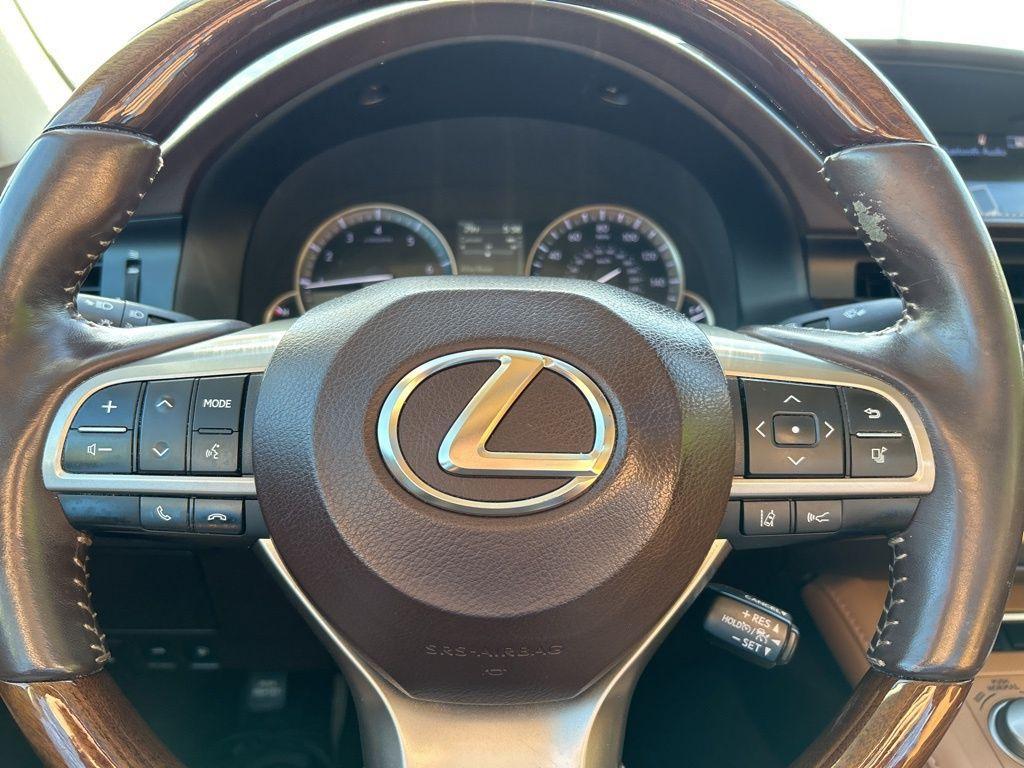 used 2016 Lexus ES 350 car, priced at $14,263