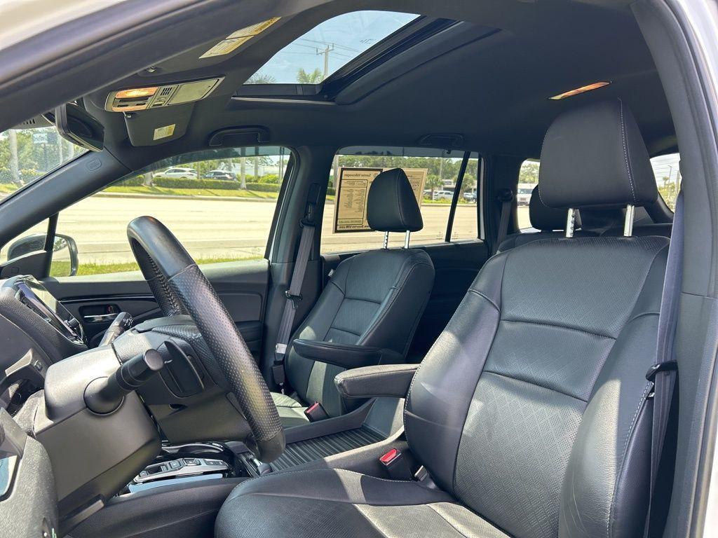 used 2020 Honda Passport car, priced at $24,469