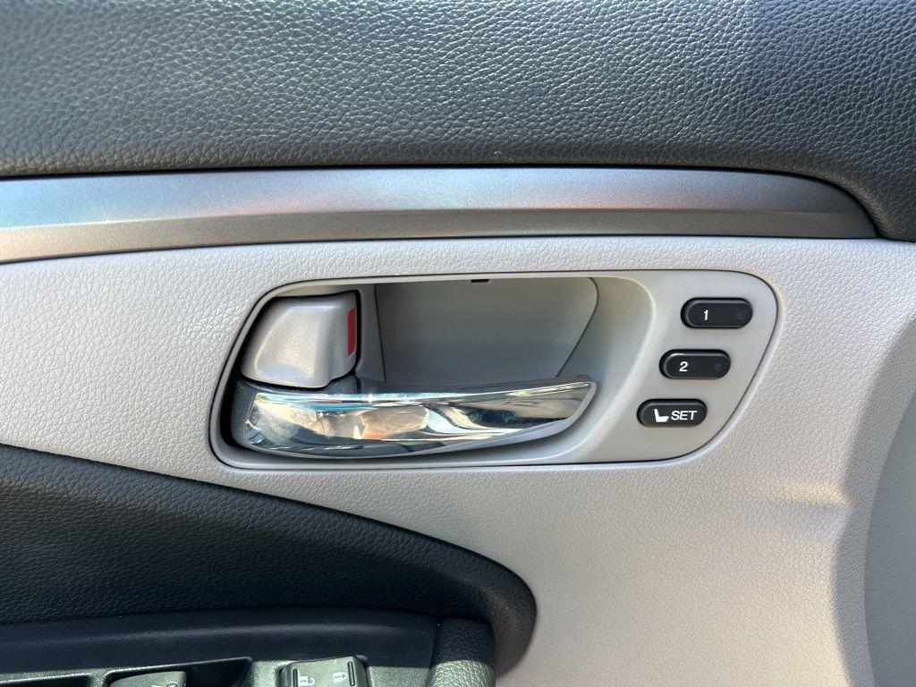 used 2021 Honda Pilot car, priced at $26,358