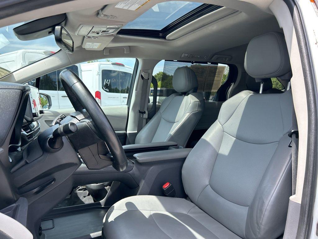 used 2023 Toyota Sienna car, priced at $36,027