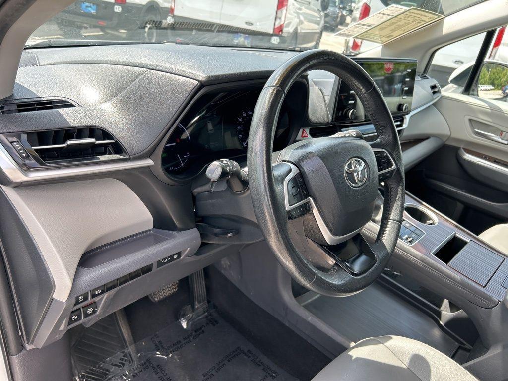 used 2023 Toyota Sienna car, priced at $36,027