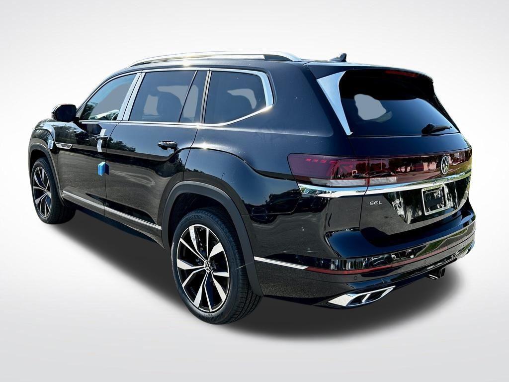 new 2025 Volkswagen Atlas car, priced at $48,340