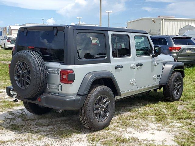 new 2024 Jeep Wrangler car