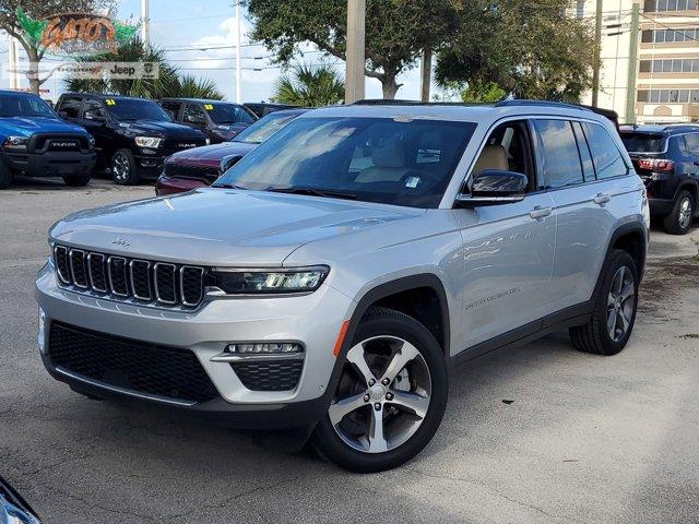 used 2024 Jeep Grand Cherokee car, priced at $45,995