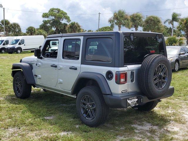 new 2024 Jeep Wrangler car