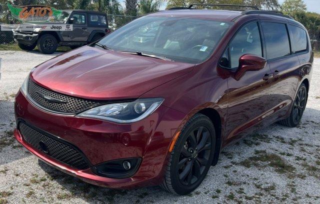 used 2019 Chrysler Pacifica car