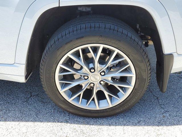 used 2022 Jeep Grand Cherokee car, priced at $45,995