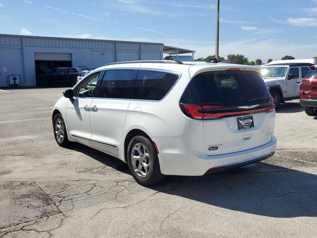 used 2023 Chrysler Pacifica car, priced at $39,895