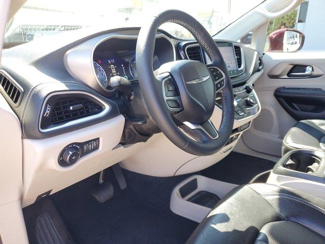 used 2022 Chrysler Pacifica car