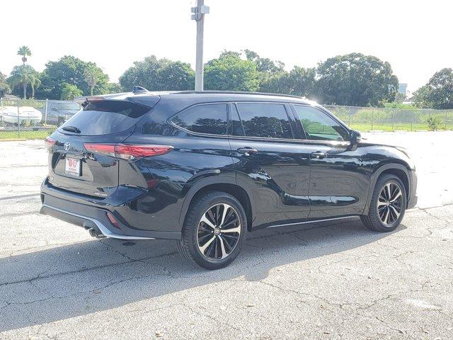 used 2021 Toyota Highlander car, priced at $34,995