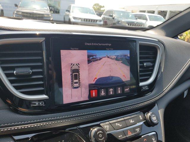 new 2025 Chrysler Pacifica car, priced at $52,748