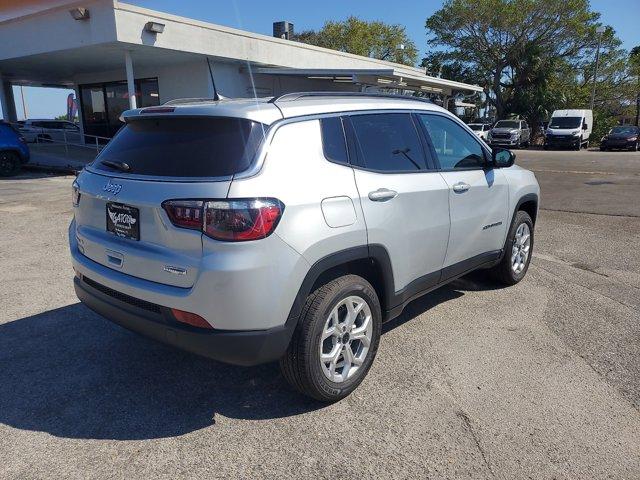 new 2025 Jeep Compass car