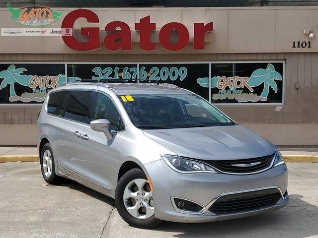 used 2018 Chrysler Pacifica Hybrid car, priced at $18,899