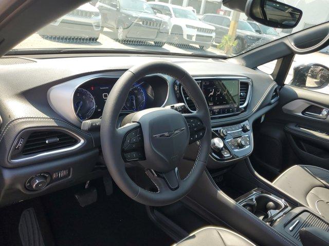 new 2025 Chrysler Pacifica car, priced at $50,715