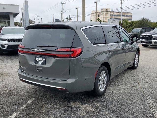 new 2025 Chrysler Pacifica car, priced at $43,874