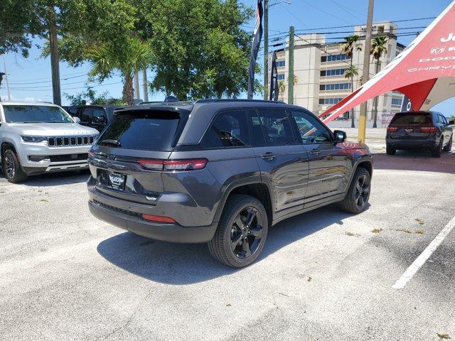 used 2024 Jeep Grand Cherokee car, priced at $41,995